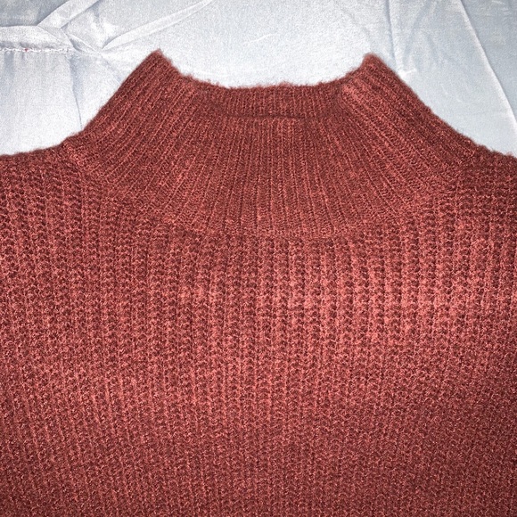 Burgundy dress - Picture 5 of 6